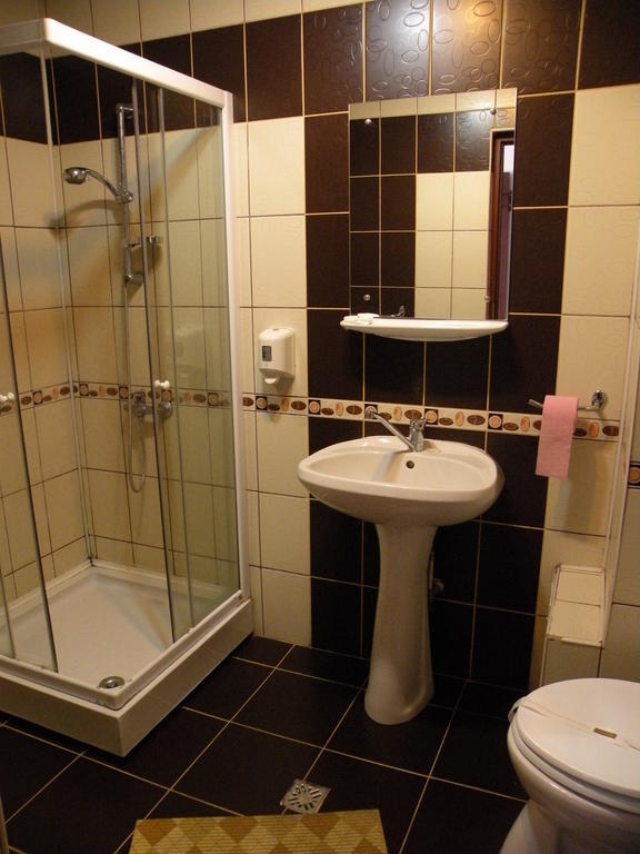 Pensiunea Octogon Piatra Neamt Room photo